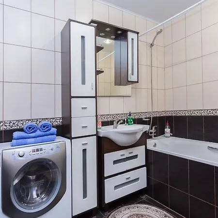 On Prityckogo Apartament Mińsk